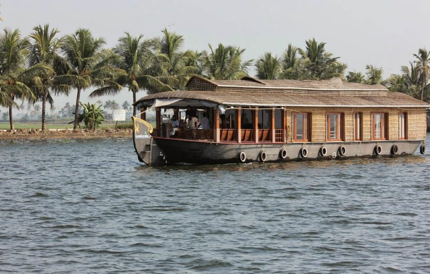 Mesmerizing Kerala Backwaters Tour Package gallery