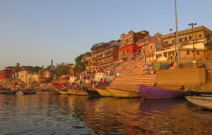 Holy Varanasi Allahabad Tour gallery