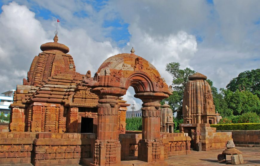 Uttarakhand Mukteshwar Temple tour packages